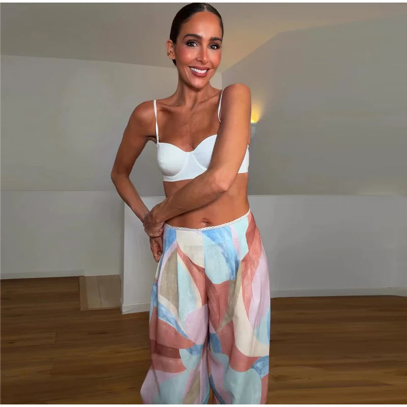 Women’s Pastel Printed Tank Top & Wide-Leg Ruffle Pants Set – Sleeveless – Summer 2026 Collection – Chic & Casual Outfit
